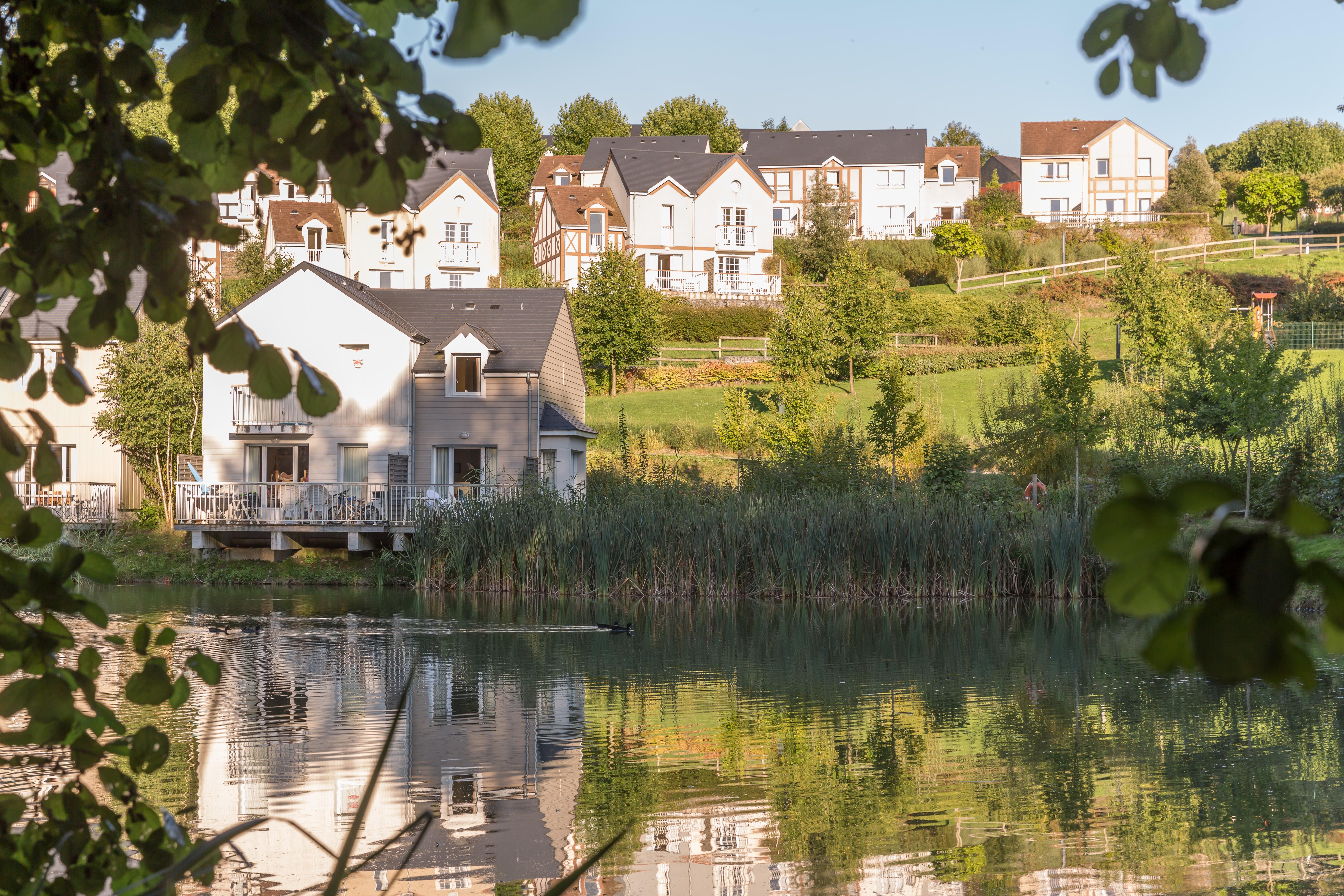 Village Pierre & Vacances Normandy Garden ブランヴィル エクステリア 写真